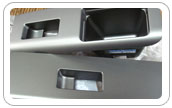 กล่องใส่เหรียญแท้ 800/1 Nissan Navara metalic